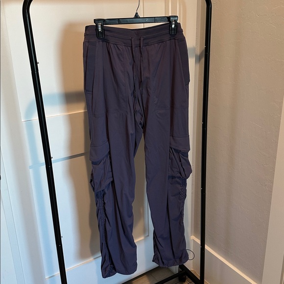 Lululemon Dance Studio Relaxed Fit Mid-Rise Cargo Pant Color:Nightfall - Picture 1 of 2